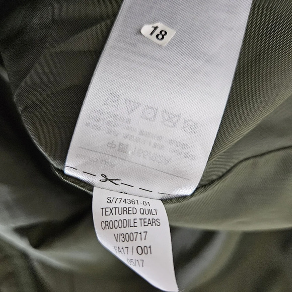 Old Navy Textured Quilted Vest Crocodile Tears Green Sleeveless Zip Up Medium - Picture 7 of 7